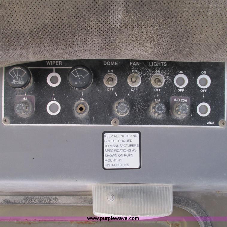 image for item L5294 1990 Kawasaki 85Z II wheel loader