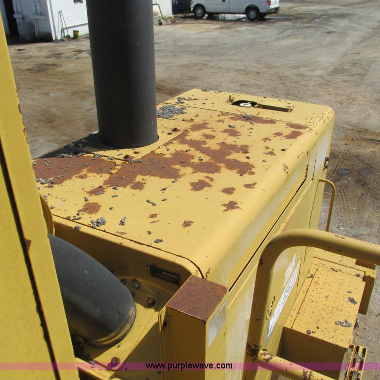 image for item L5294 1990 Kawasaki 85Z II wheel loader