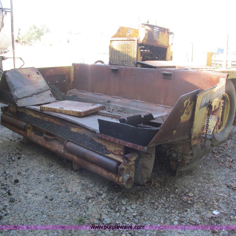 image for item L5298 Blaw Knox RW38 paver