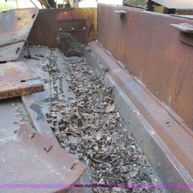 image for item L5298 Blaw Knox RW38 paver