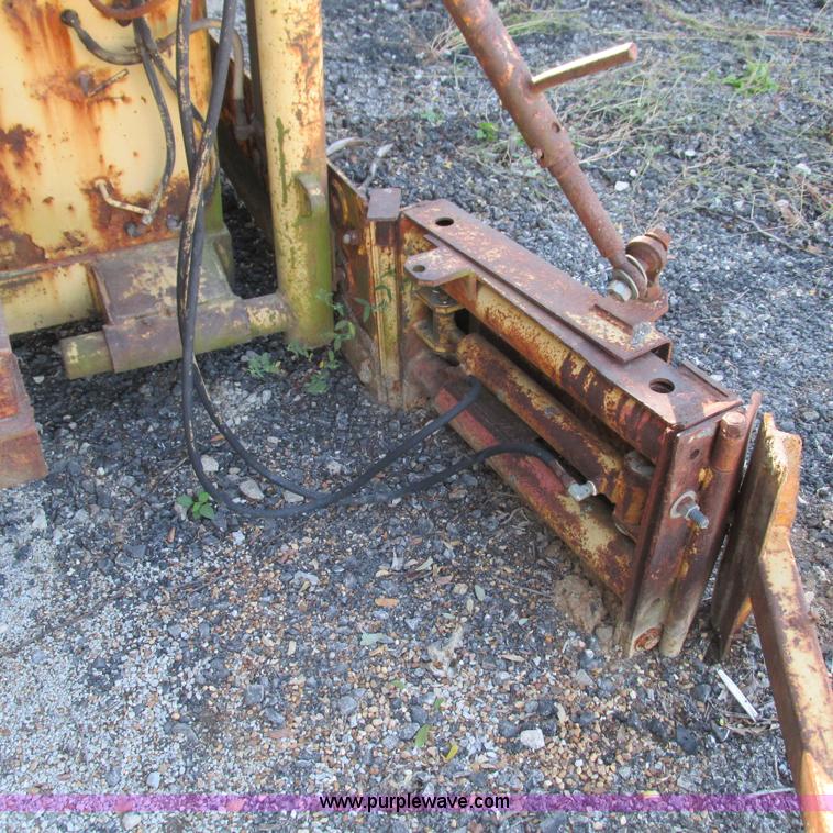 image for item L5298 Blaw Knox RW38 paver