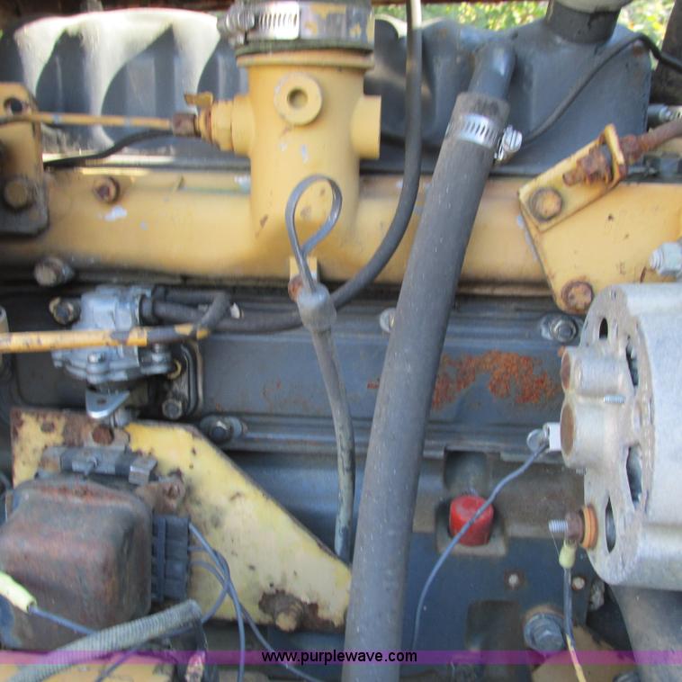 image for item L5298 Blaw Knox RW38 paver