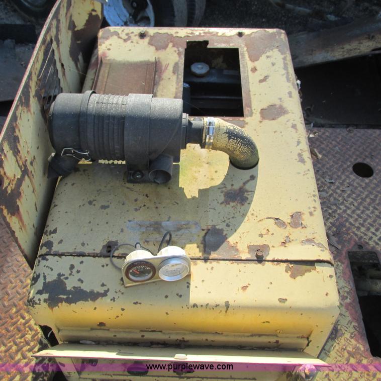 image for item L5298 Blaw Knox RW38 paver