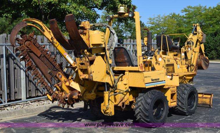 image for item L5900 1995 Vermeer V4150 trencher