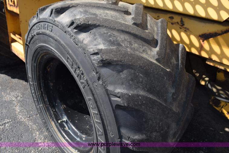 image for item L5900 1995 Vermeer V4150 trencher