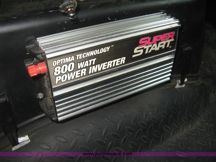 image for item L6317 2004 Chevrolet C7500 service truck with crane