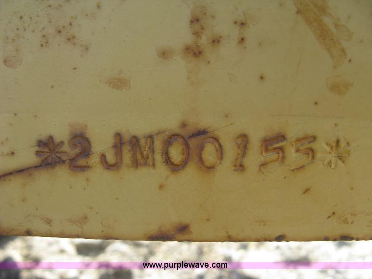 image for item L6326 1995 Caterpillar 2258A vibratory single drum compactor