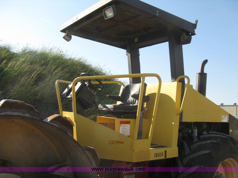 image for item L6327 Dynapac CA250PD single drum compactor