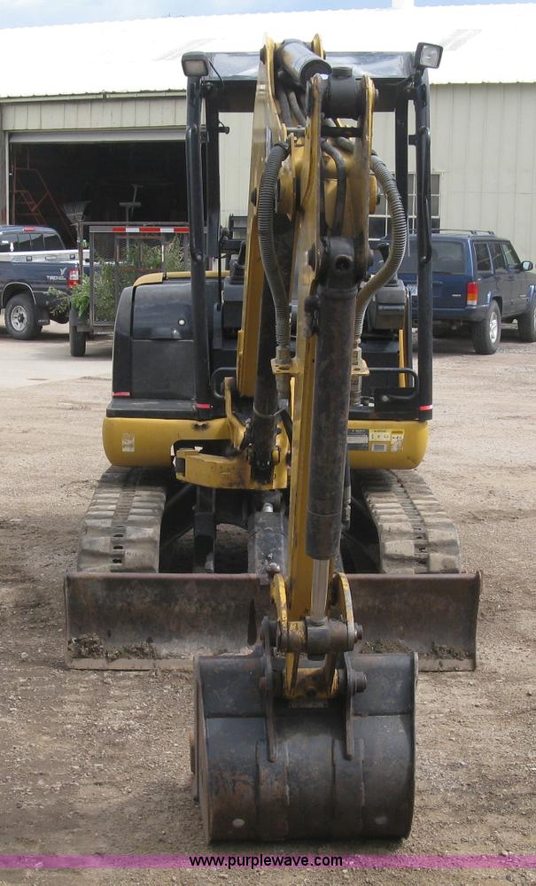 image for item L6341 2005 Caterpillar 302.5 mini excavator