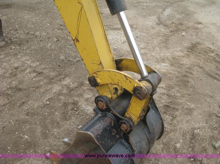 image for item L6341 2005 Caterpillar 302.5 mini excavator