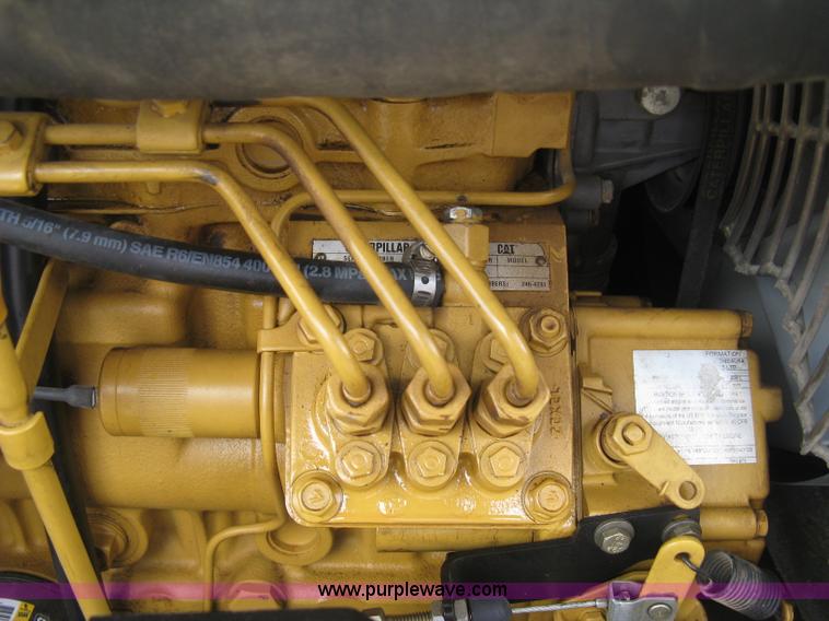 image for item L6341 2005 Caterpillar 302.5 mini excavator