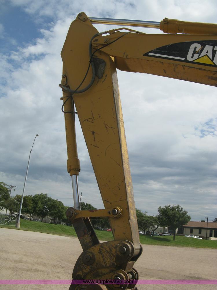 image for item L6363 2001 Caterpillar 320C L excavator