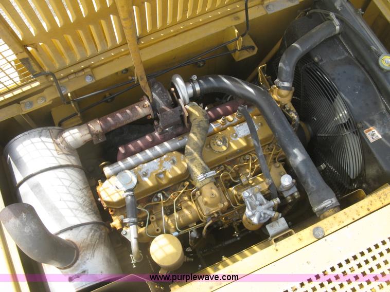 image for item L6363 2001 Caterpillar 320C L excavator