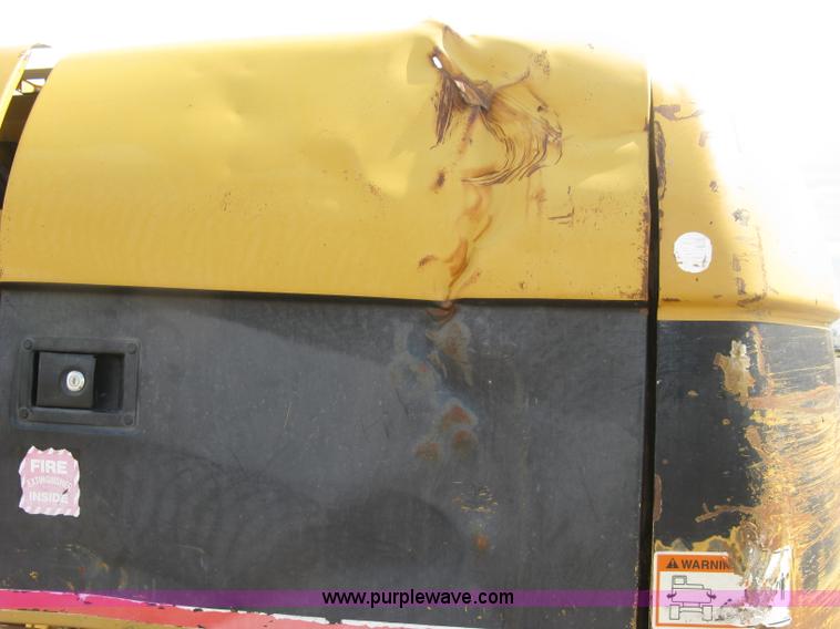 image for item L6363 2001 Caterpillar 320C L excavator