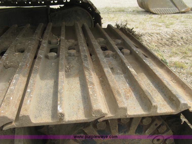 image for item L6363 2001 Caterpillar 320C L excavator