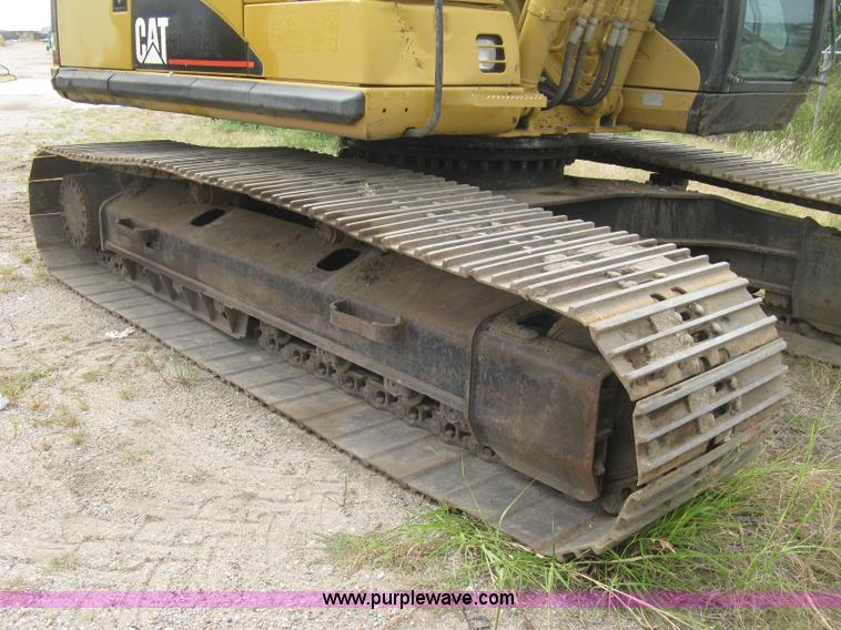 image for item L6363 2001 Caterpillar 320C L excavator