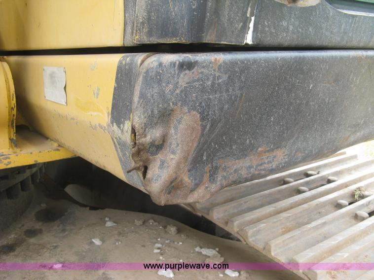 image for item L6363 2001 Caterpillar 320C L excavator