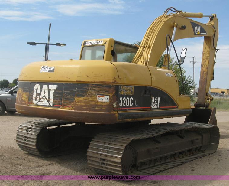 image for item L6364 2001 Caterpillar 320C L excavator