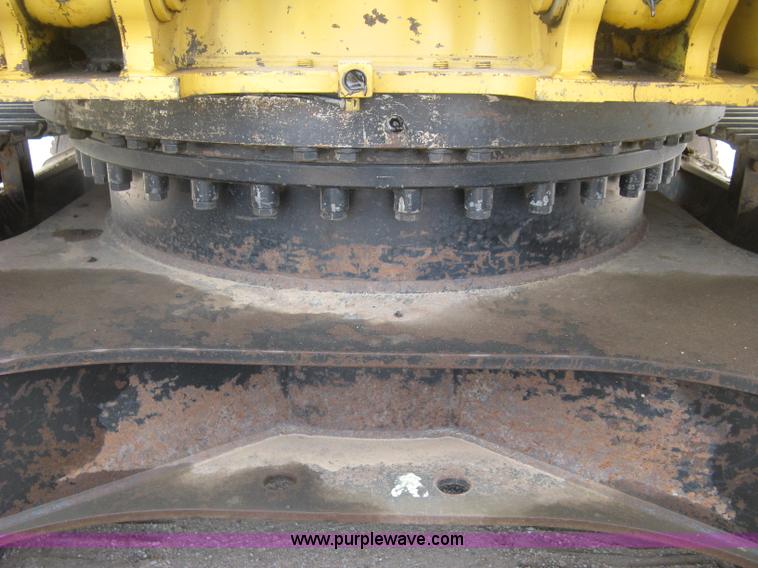 image for item L6364 2001 Caterpillar 320C L excavator