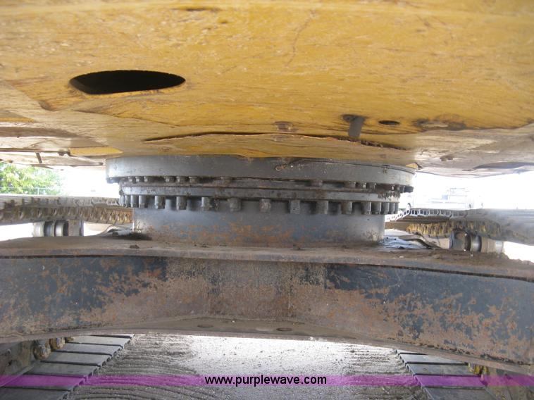 image for item L6364 2001 Caterpillar 320C L excavator