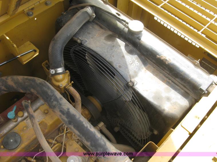 image for item L6364 2001 Caterpillar 320C L excavator