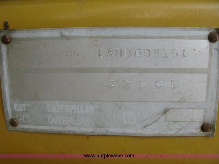 image for item L6364 2001 Caterpillar 320C L excavator