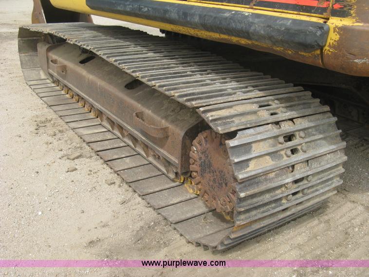 image for item L6364 2001 Caterpillar 320C L excavator