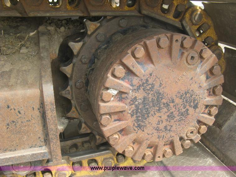 image for item L6364 2001 Caterpillar 320C L excavator