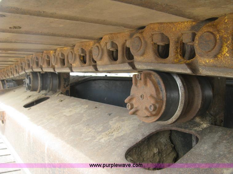 image for item L6364 2001 Caterpillar 320C L excavator