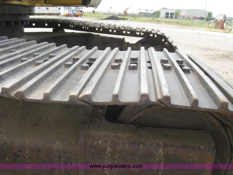 image for item L6364 2001 Caterpillar 320C L excavator