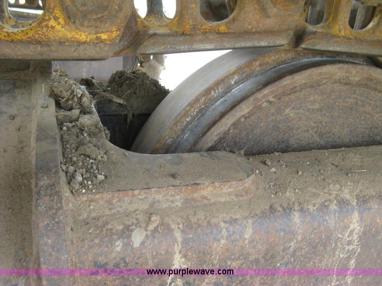 image for item L6364 2001 Caterpillar 320C L excavator