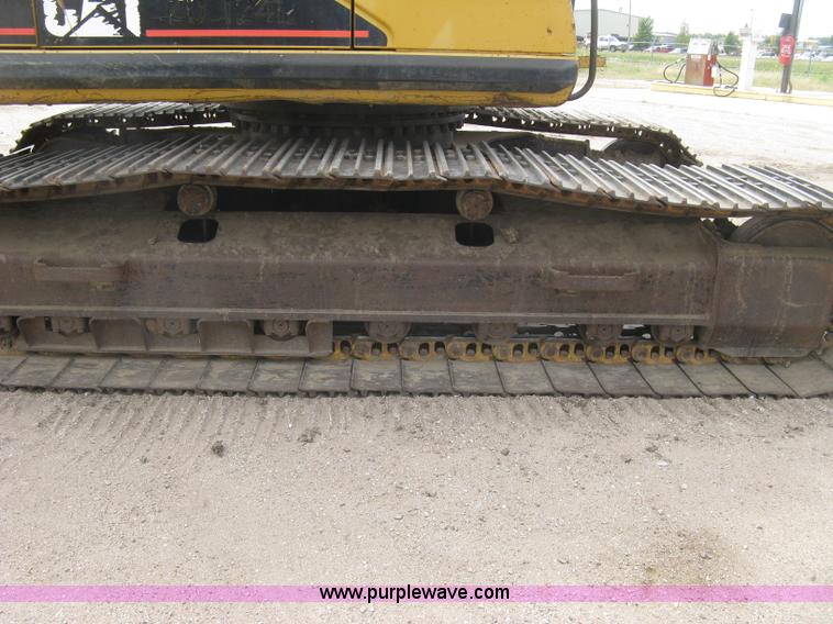 image for item L6364 2001 Caterpillar 320C L excavator