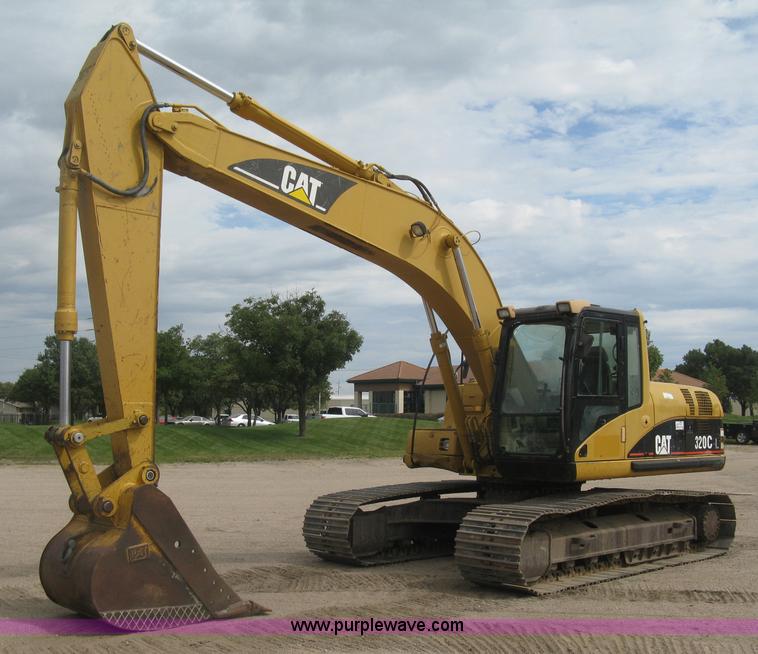 image for item L6365 2001 Caterpillar 320C L excavator