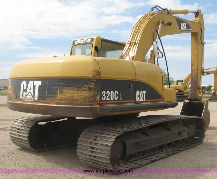image for item L6365 2001 Caterpillar 320C L excavator