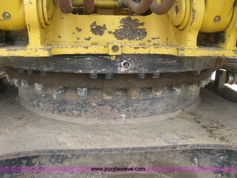 image for item L6365 2001 Caterpillar 320C L excavator