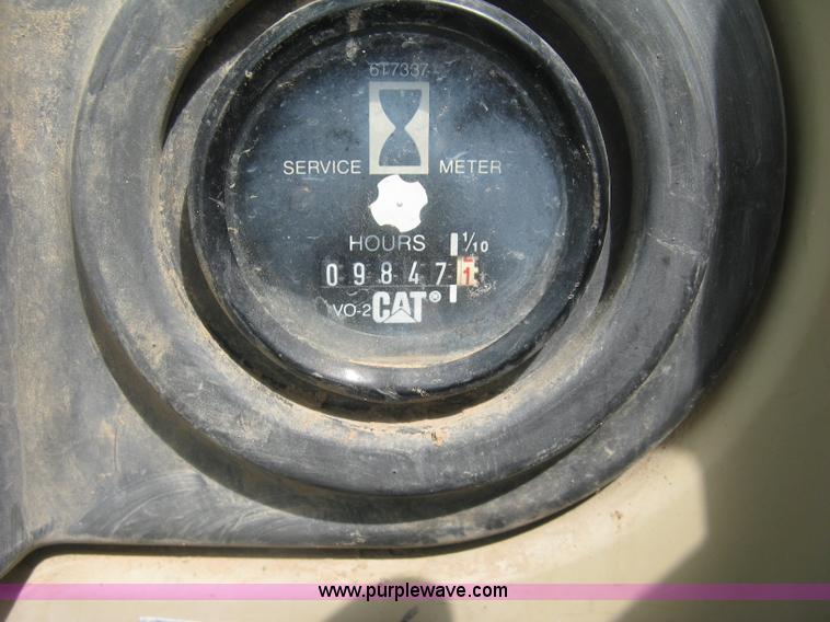 image for item L6365 2001 Caterpillar 320C L excavator