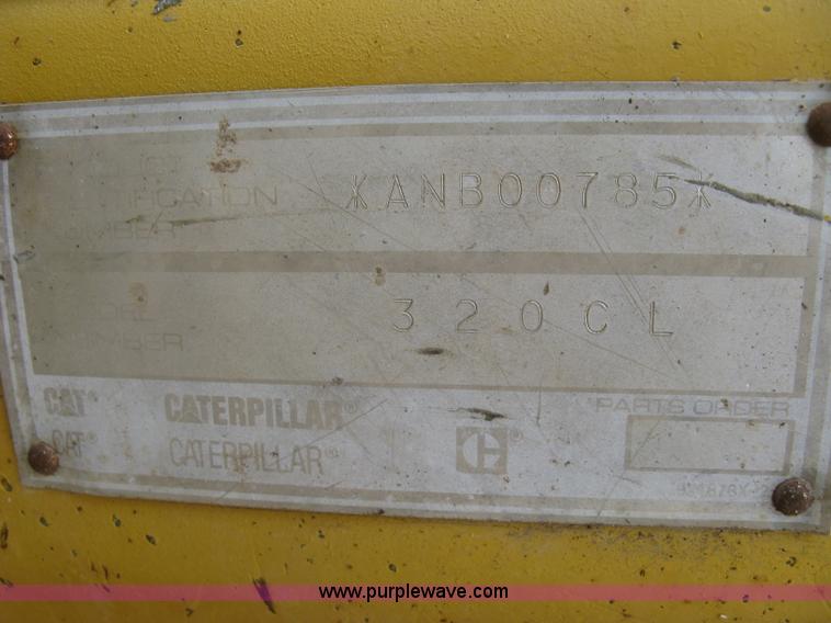 image for item L6365 2001 Caterpillar 320C L excavator