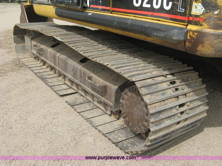 image for item L6365 2001 Caterpillar 320C L excavator