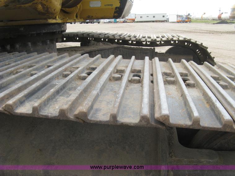 image for item L6365 2001 Caterpillar 320C L excavator