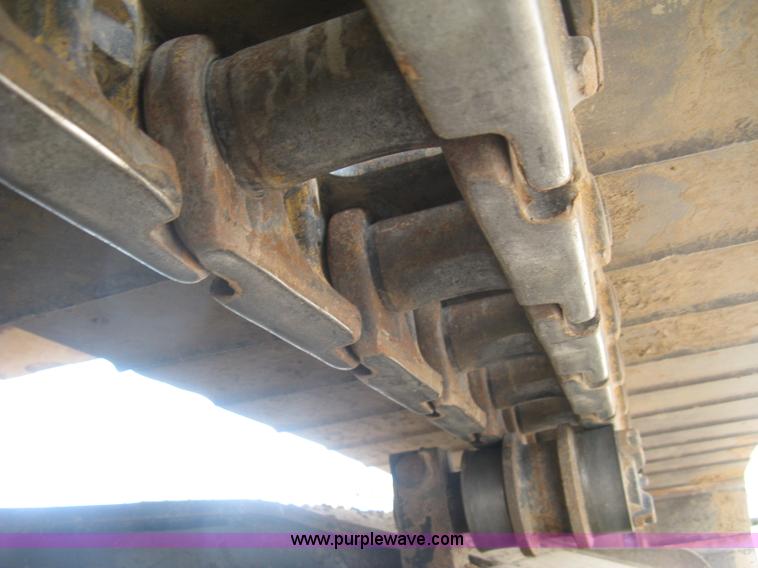 image for item L6365 2001 Caterpillar 320C L excavator