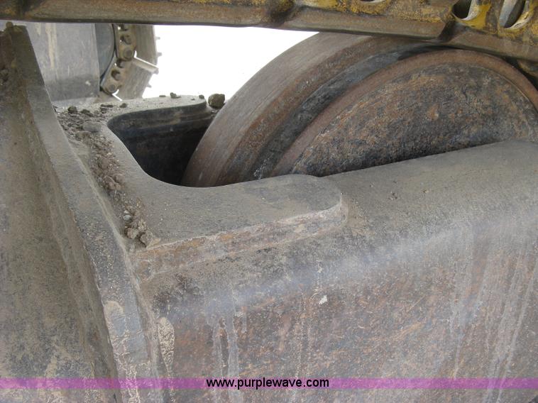 image for item L6365 2001 Caterpillar 320C L excavator