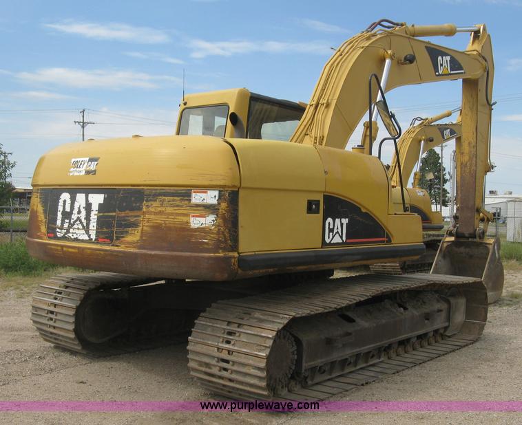 image for item L6366 2001 Caterpillar 320C L excavator