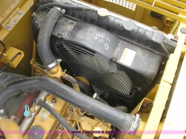 image for item L6366 2001 Caterpillar 320C L excavator