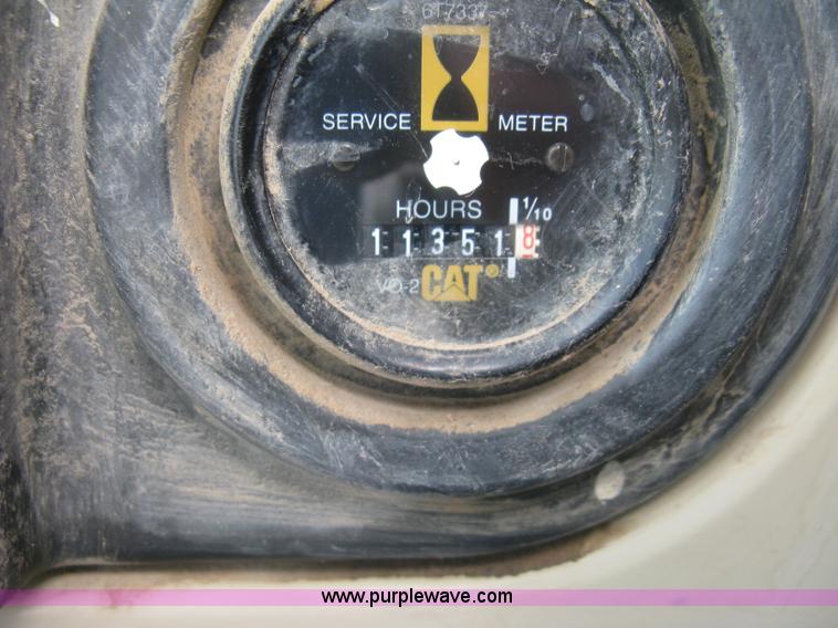 image for item L6366 2001 Caterpillar 320C L excavator