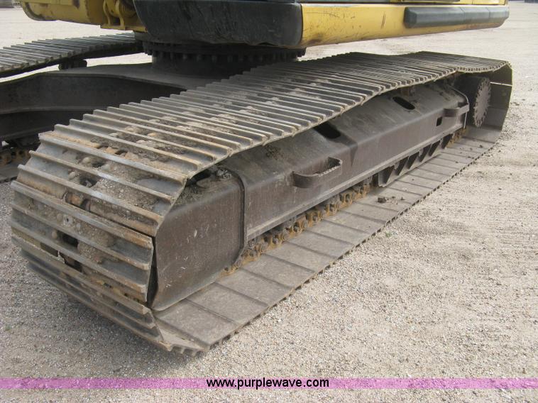 image for item L6366 2001 Caterpillar 320C L excavator