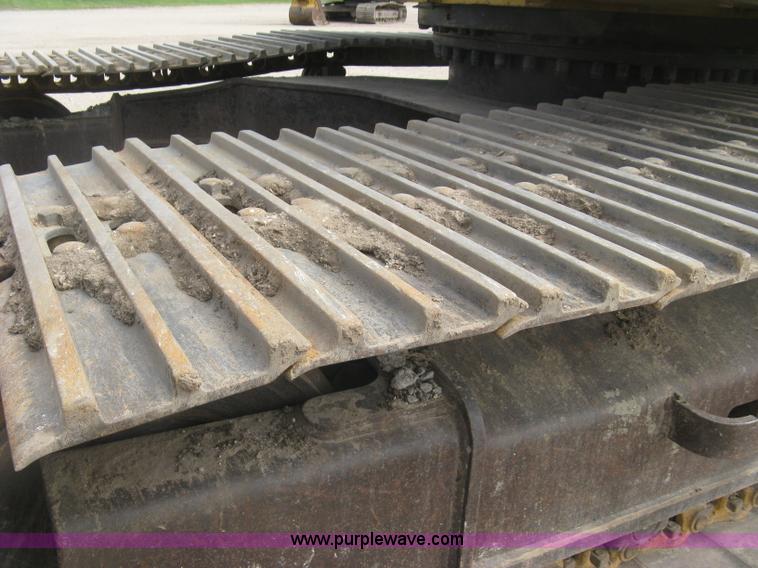 image for item L6366 2001 Caterpillar 320C L excavator