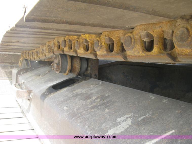 image for item L6366 2001 Caterpillar 320C L excavator