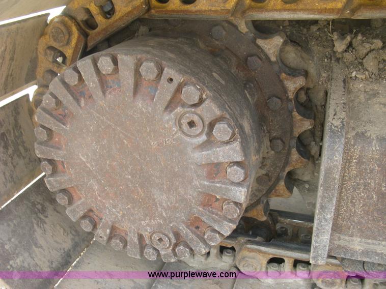 image for item L6366 2001 Caterpillar 320C L excavator