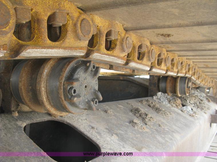 image for item L6366 2001 Caterpillar 320C L excavator