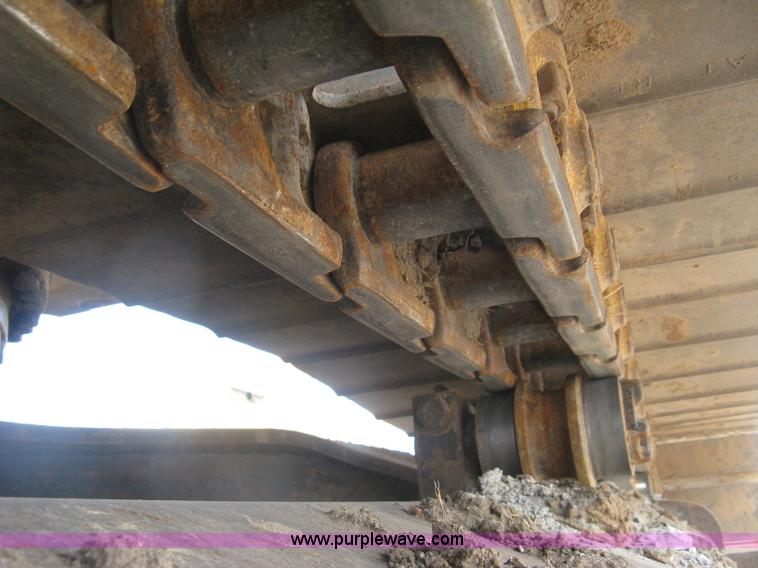 image for item L6366 2001 Caterpillar 320C L excavator